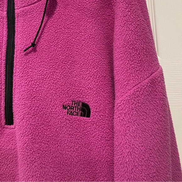 The North Face Vintage Pink Fleece 1/4 Zip Pullover - Picture 3 of 5